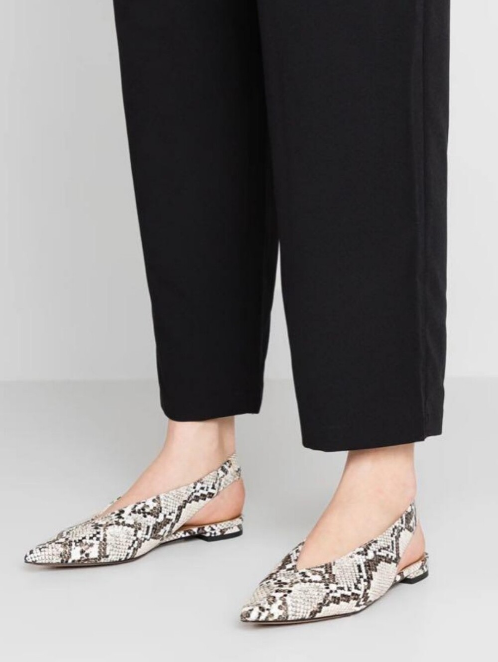 Topshop Snake Print Pointed Slingback Flats in White and Black